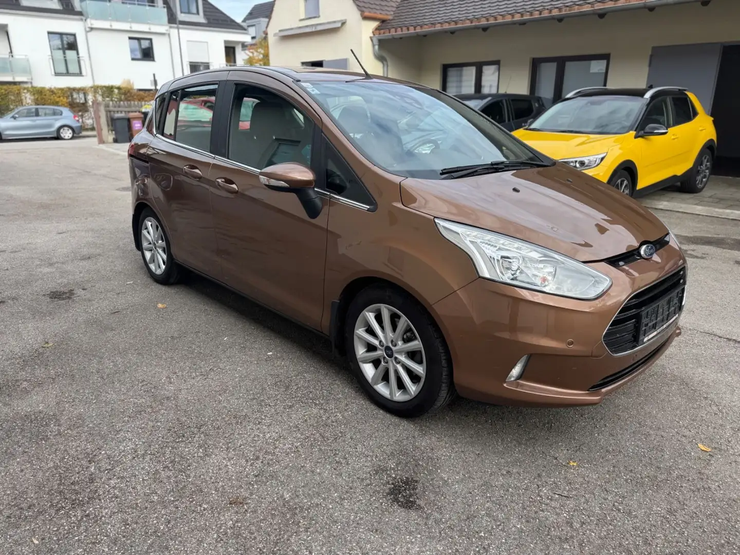 Ford B-Max B-MAX Titanium Automatik Braun - 2