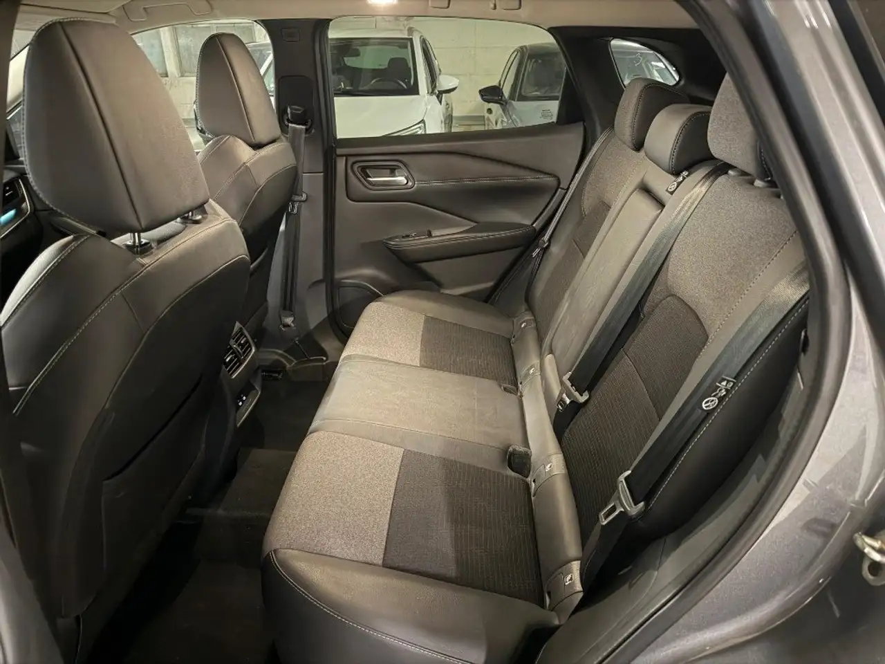 Nissan Qashqai 1.3 MHEV 158 N-Connecta CVT WINTER PACK, миниатюра 16