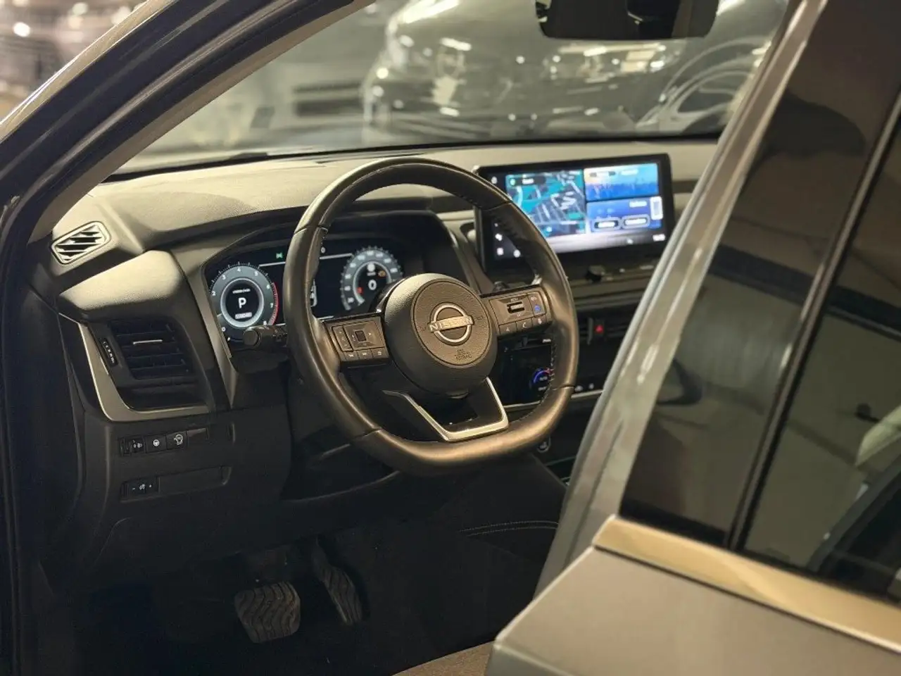 Nissan Qashqai 1.3 MHEV 158 N-Connecta CVT WINTER PACK, миниатюра 7
