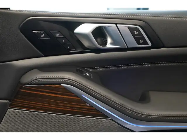 BMW X5 X5 view 8