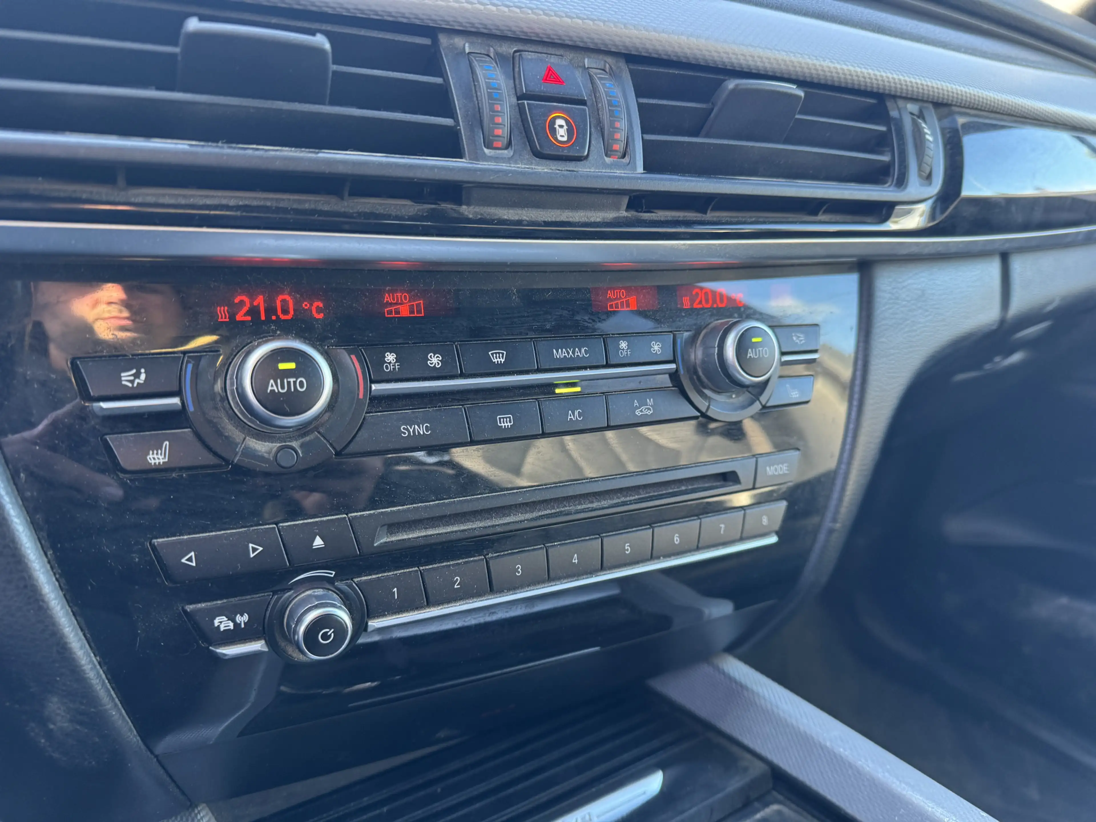 BMW X5 xDrive40e iPerformance High Executive — photo 15