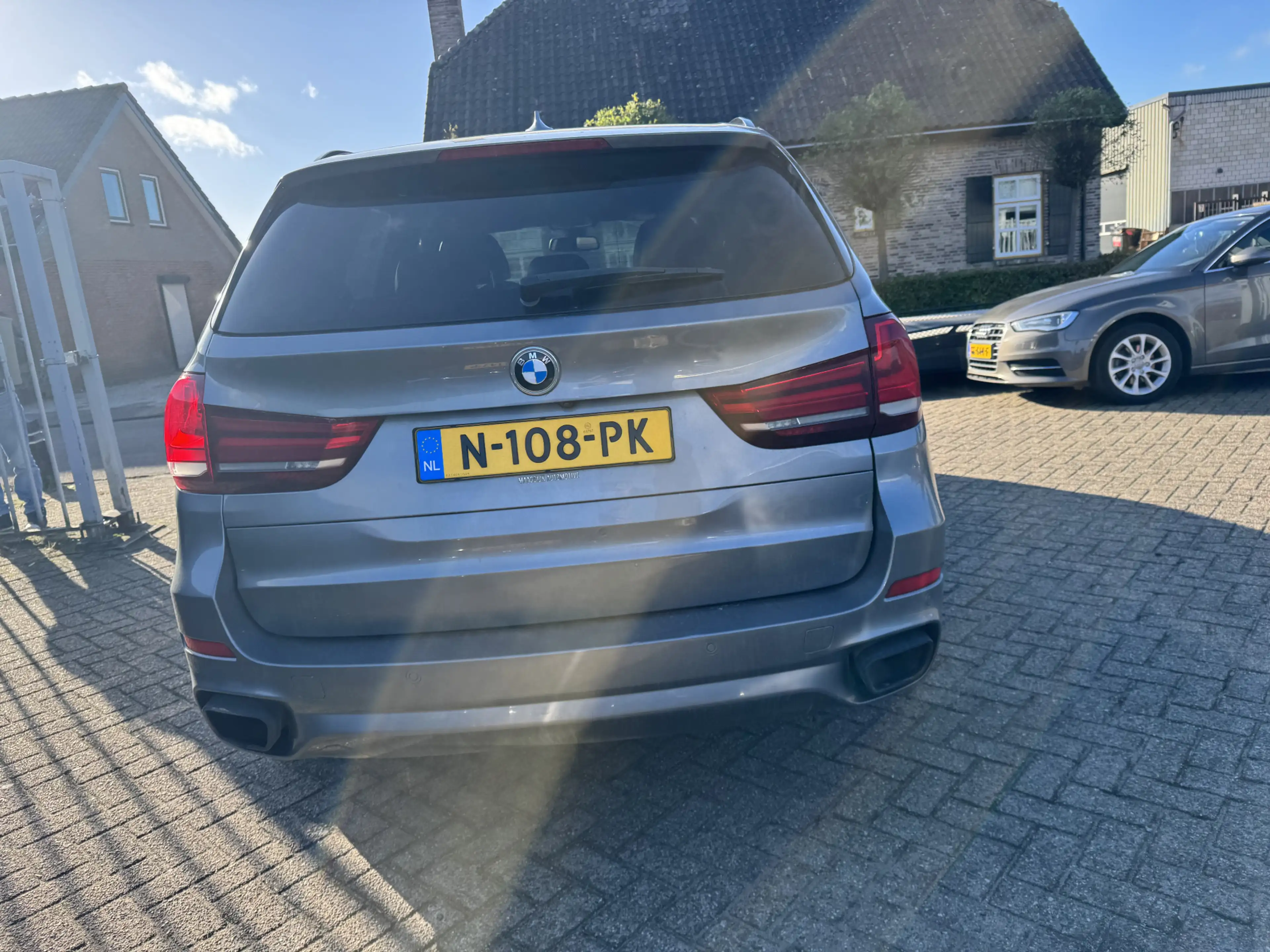 BMW X5 xDrive40e iPerformance High Executive — photo 4