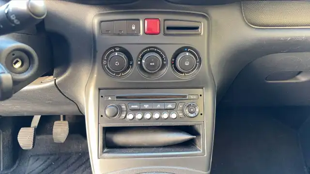Citroen C3 Picasso view 13