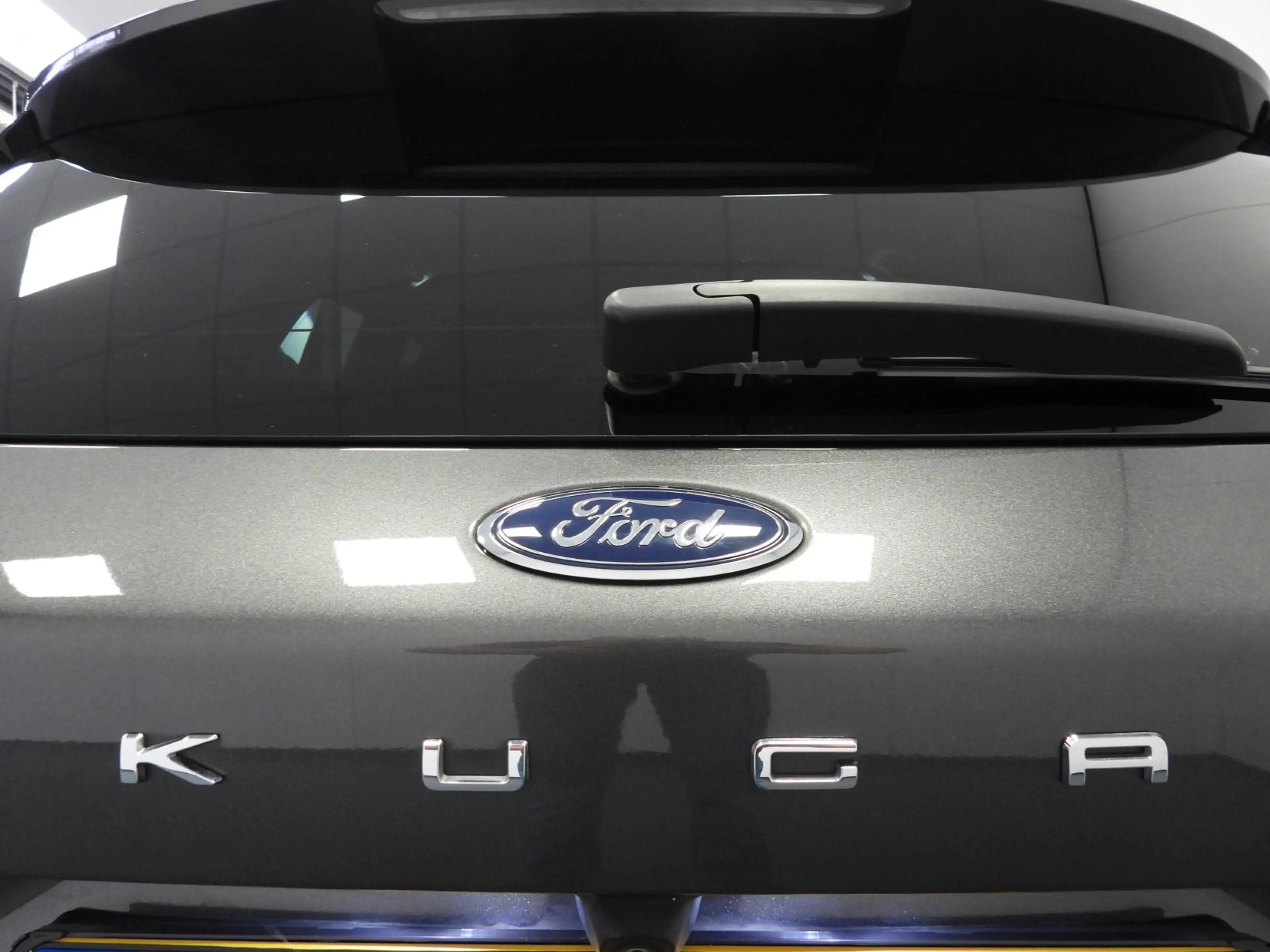 Ford Kuga 2.5 PHEV Plug-In ST-Line X TREKH./NAVI/LED/B&O/HEA — photo 36