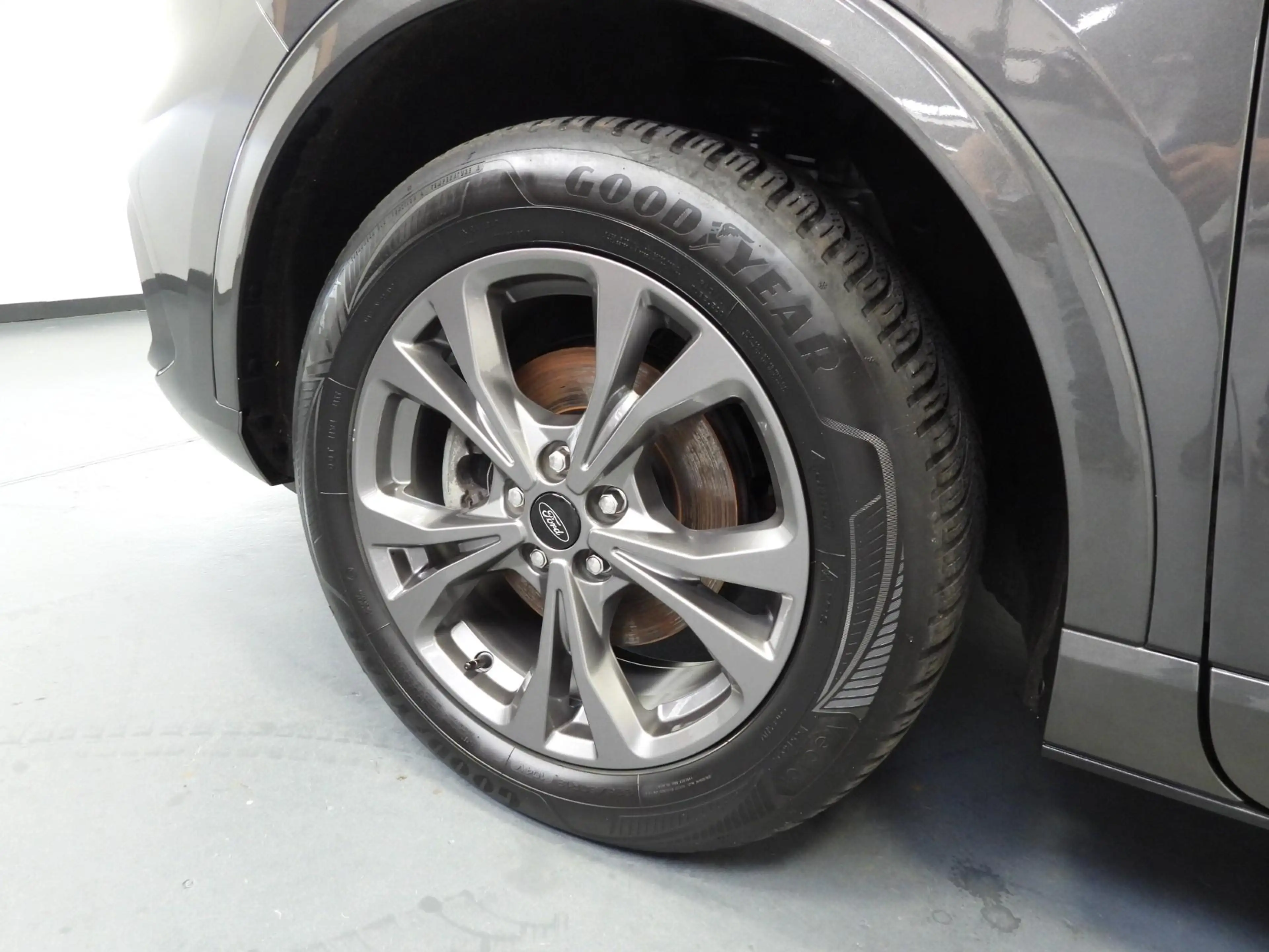 Ford Kuga 2.5 PHEV Plug-In ST-Line X TREKH./NAVI/LED/B&O/HEA — photo 41