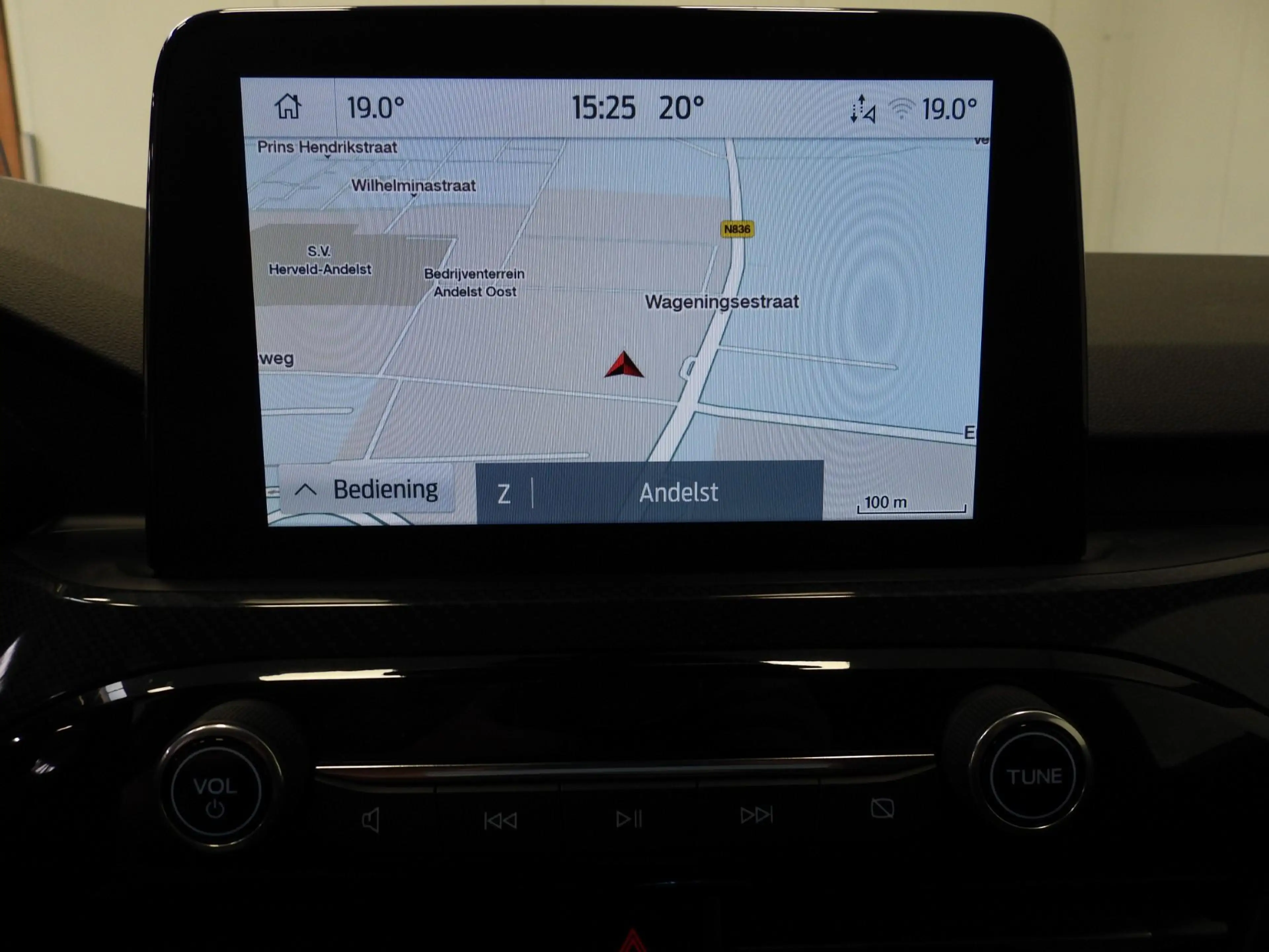 Ford Kuga 2.5 PHEV Plug-In ST-Line X TREKH./NAVI/LED/B&O/HEA — photo 7