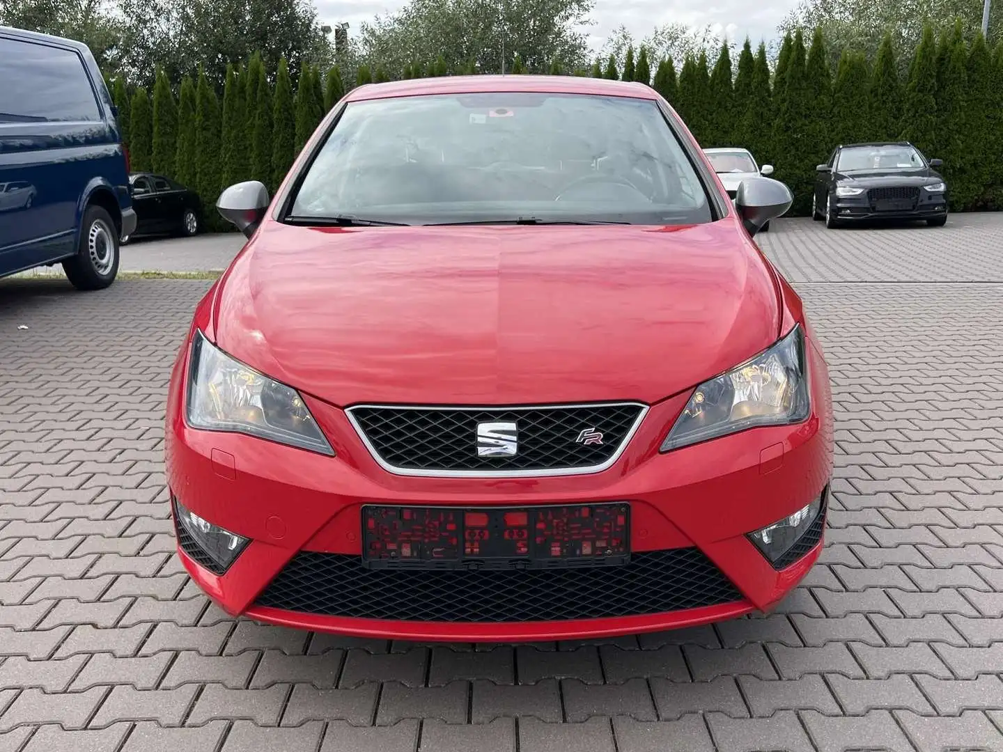 SEAT Ibiza FR Rot - 2