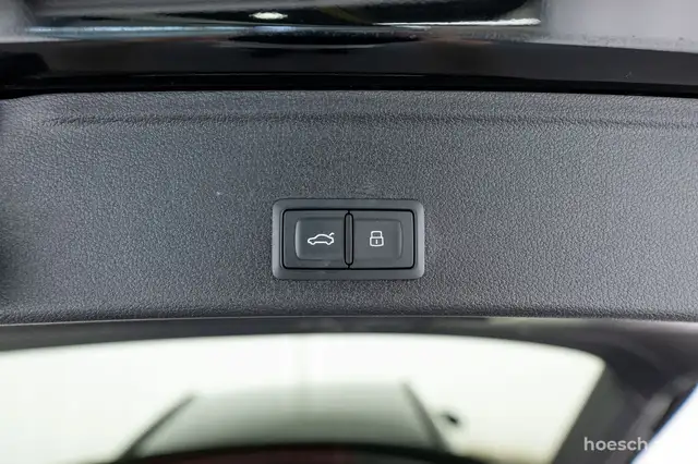 Audi A4 Avant view 10