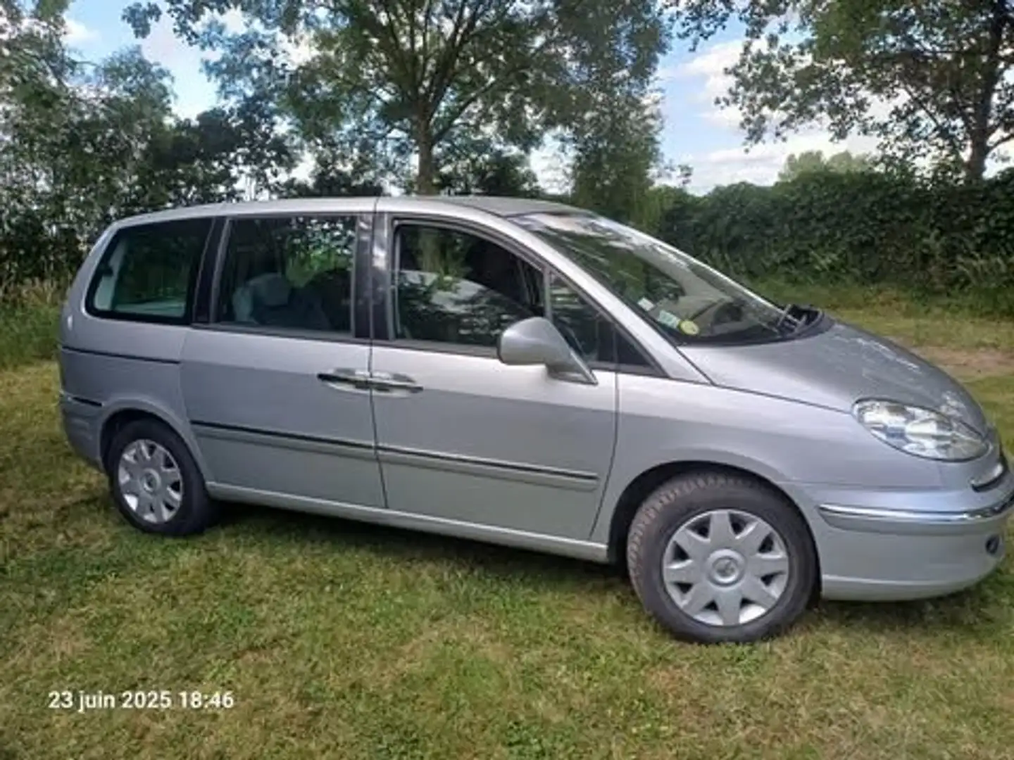 Peugeot 807 807 2.0 HDi 136ch FAP Active Argent - 2