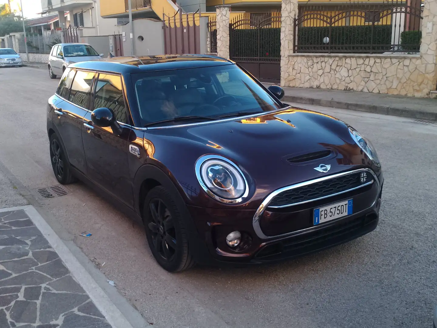 MINI Cooper Clubman Mini IV F54 2016 Clubman 1.5 Hype auto Červená - 1