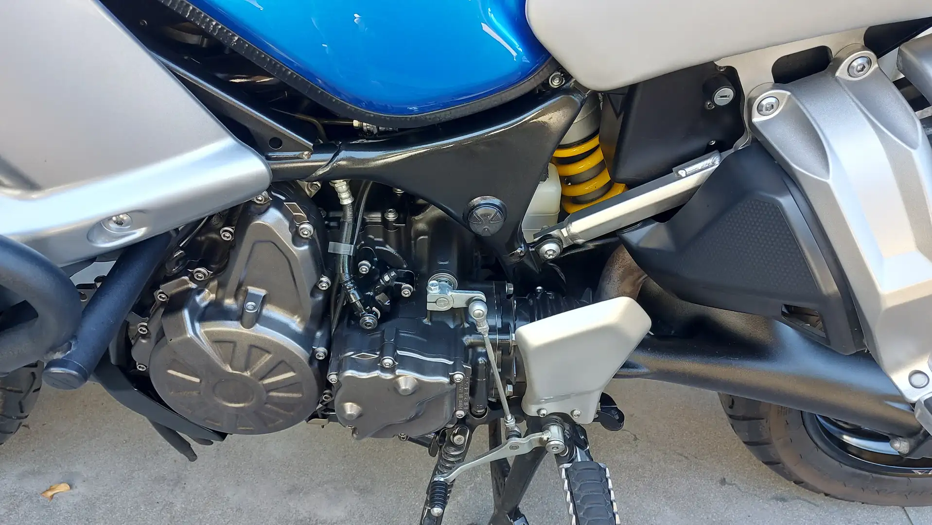 Yamaha XTZ 1200 Xt 1200 z super tenere Blue - 2