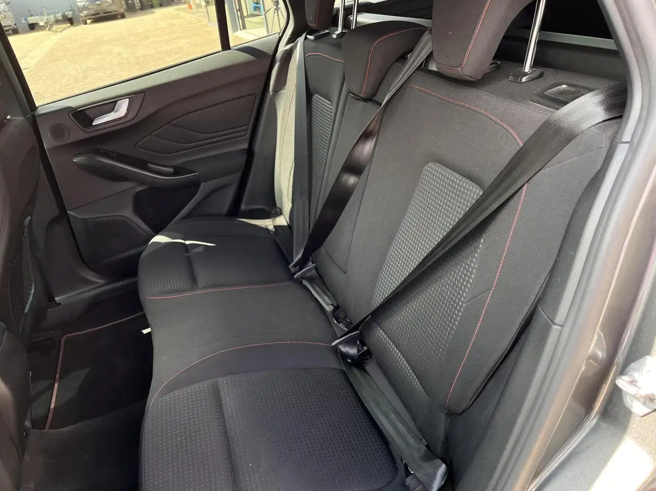 Ford Focus Wagon 1.0 EcoBoost Hybrid ST Line X 155PK Automaat, миниатюра 18