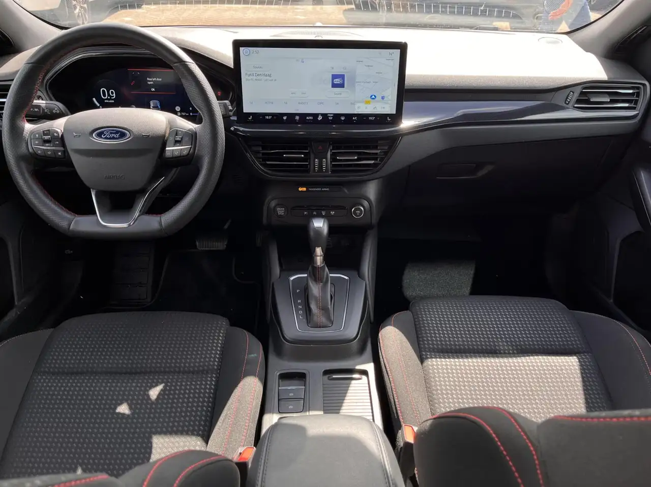 Ford Focus Wagon 1.0 EcoBoost Hybrid ST Line X 155PK Automaat, миниатюра 4