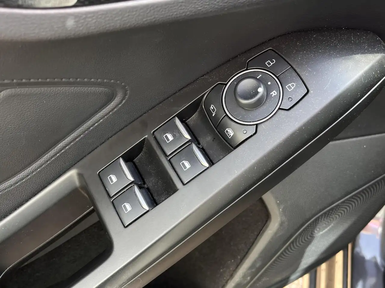 Ford Focus Wagon 1.0 EcoBoost Hybrid ST Line X 155PK Automaat, миниатюра 27