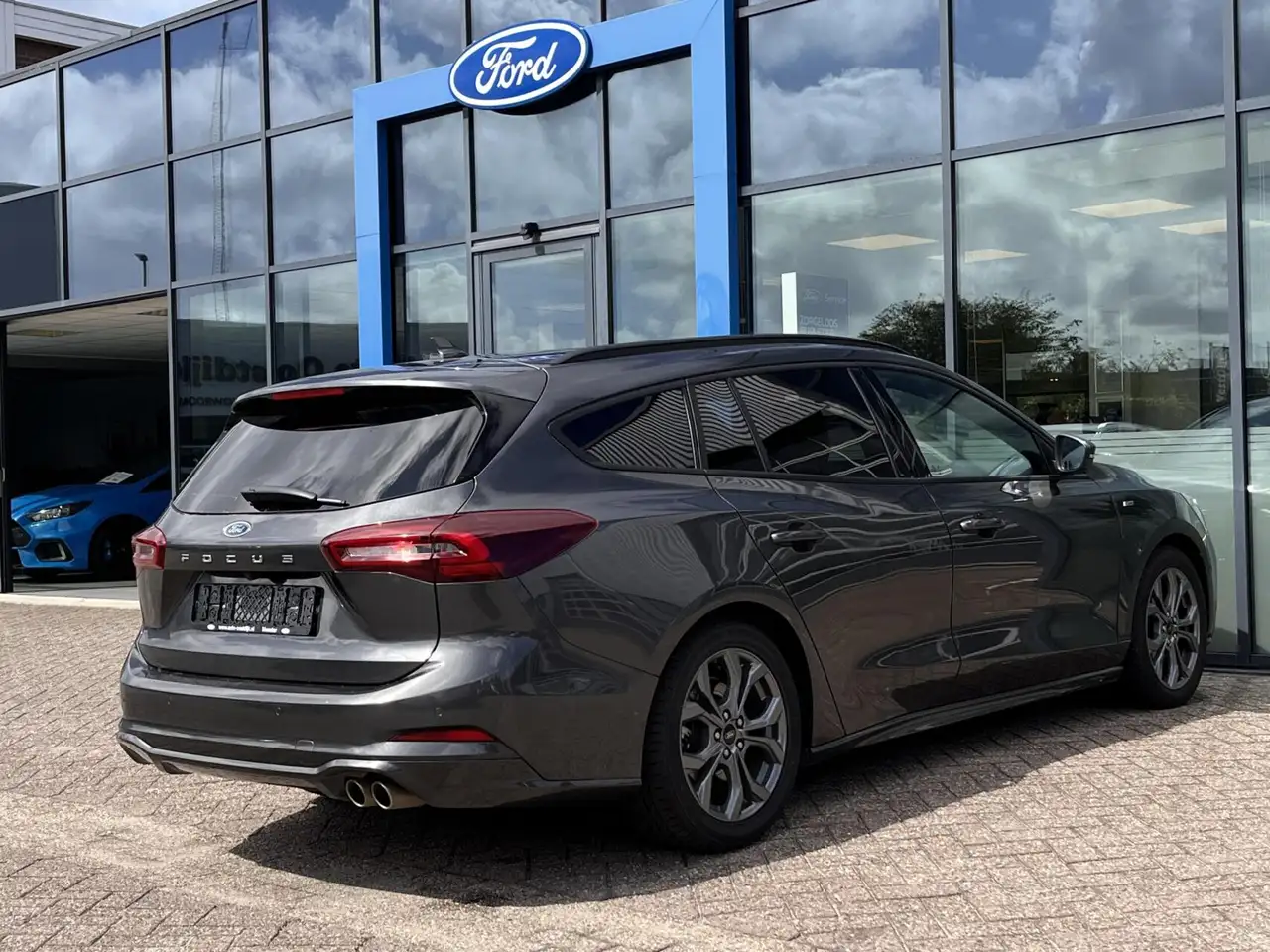 Ford Focus Wagon 1.0 EcoBoost Hybrid ST Line X 155PK Automaat, миниатюра 2