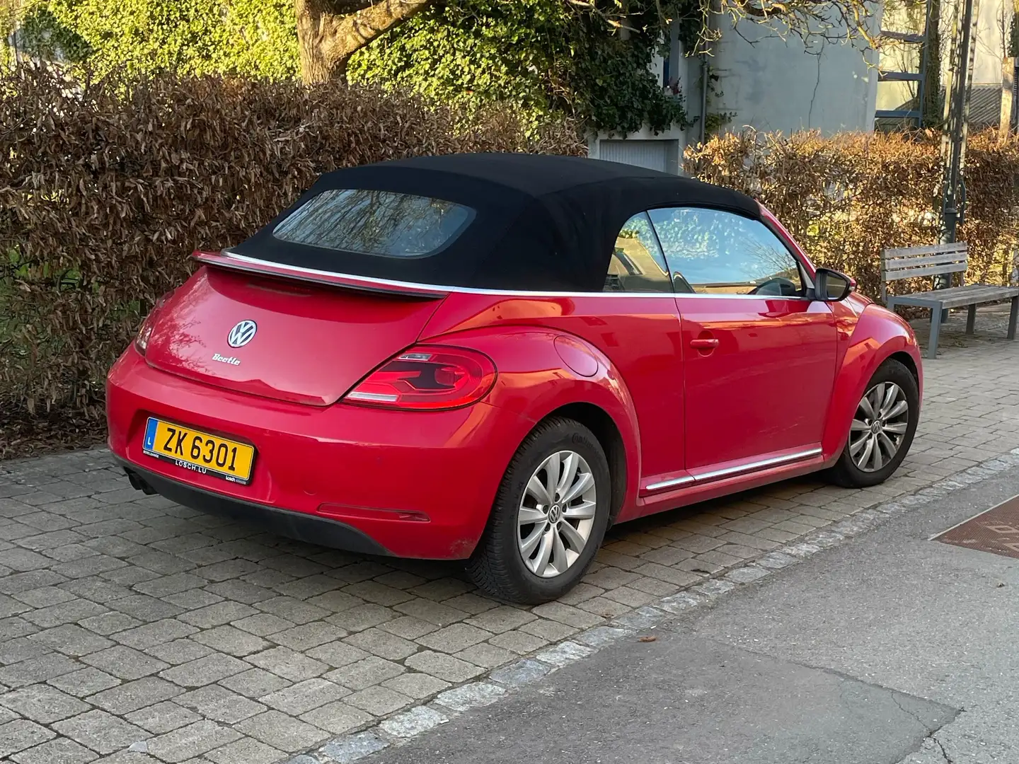 Volkswagen Beetle 1.4TSI60 Červená - 1