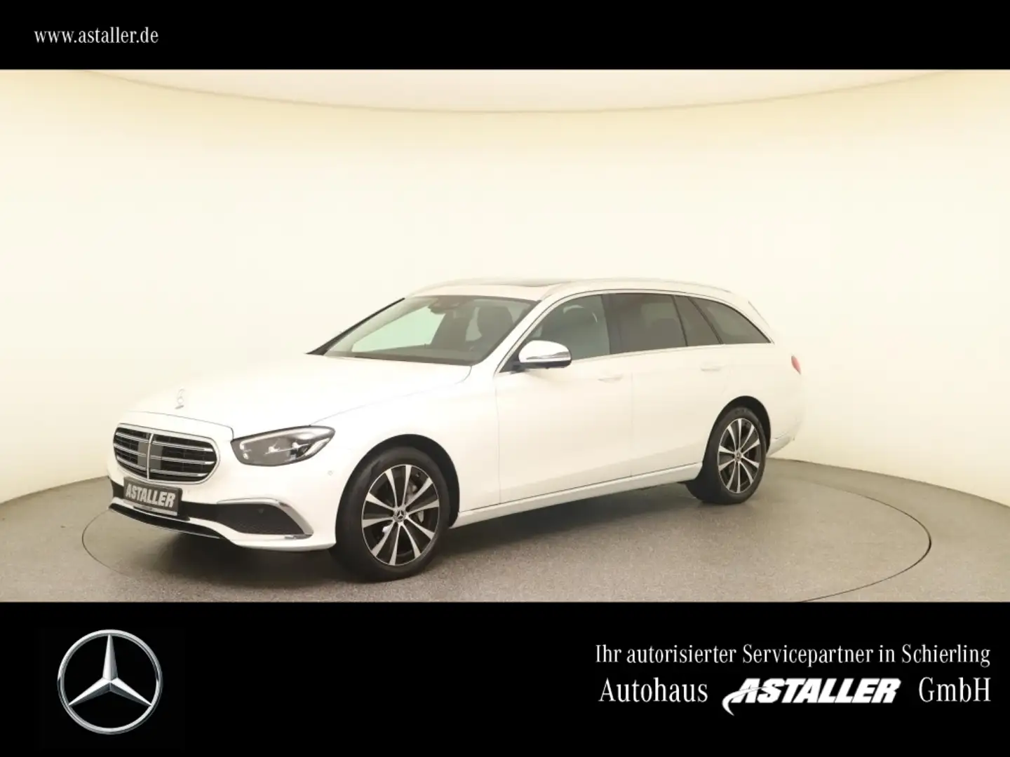 Mercedes-Benz E 300 T de 4M Exclusive+Avantgarde  Distro+360° Blanc - 1