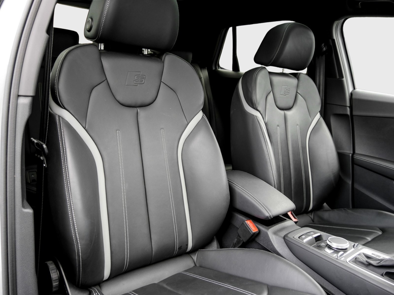Audi SQ2 Matrix Navi+ SONOS ACC Pano Leder — photo 6