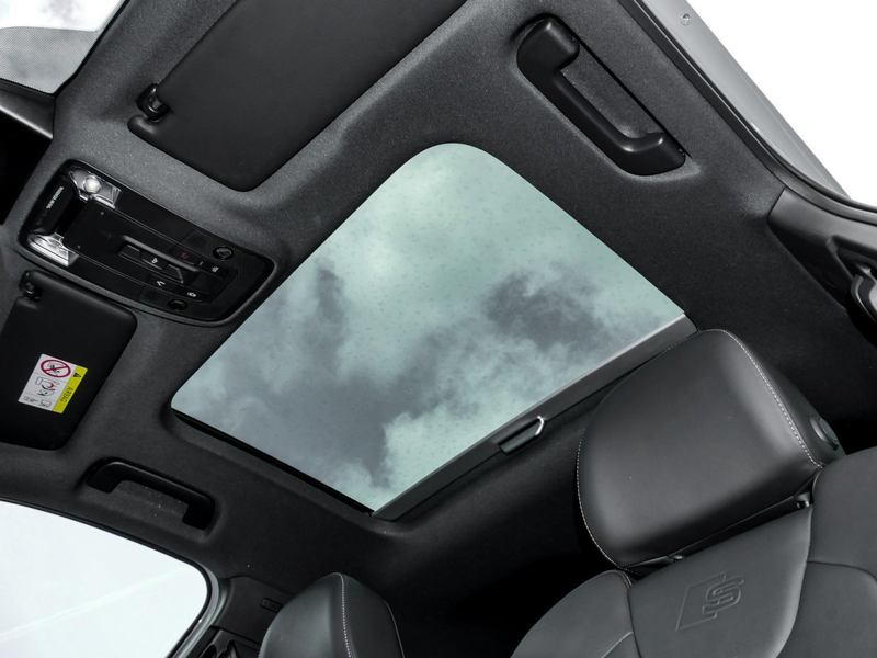 Audi SQ2 Matrix Navi+ SONOS ACC Pano Leder — photo 11