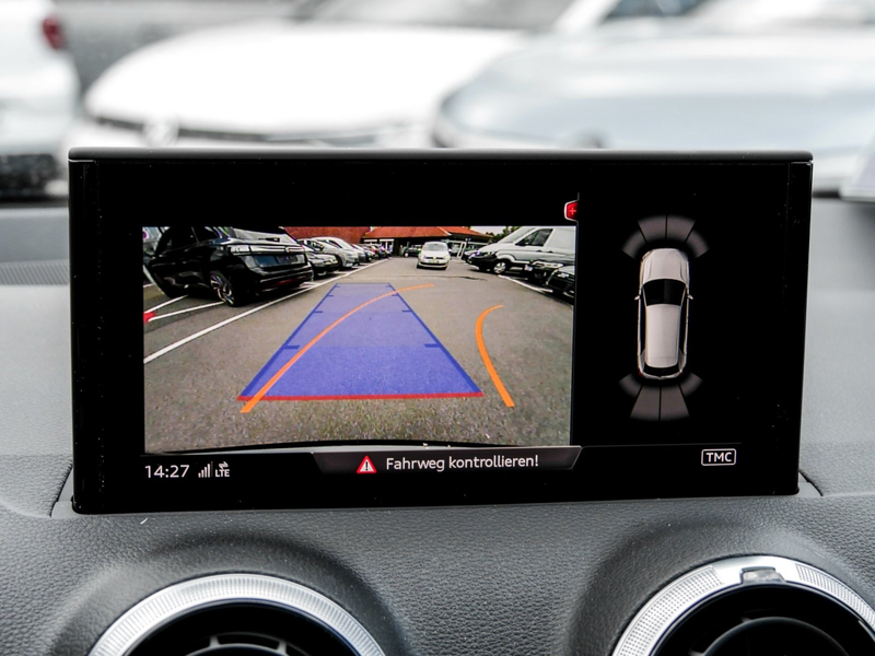 Audi SQ2 Matrix Navi+ SONOS ACC Pano Leder — photo 13