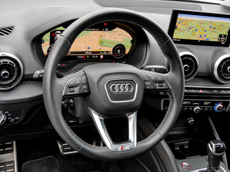 Audi SQ2 Matrix Navi+ SONOS ACC Pano Leder — photo 9