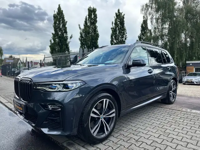 BMW X7 M M50 i,88.000 KM, 7.SITZER,MASSAGE,SITZBELÜFTUNG,HARMAN/KARDON,KAMERA,BMW SCHECKHEFT,LASER,ACC,TOP !!