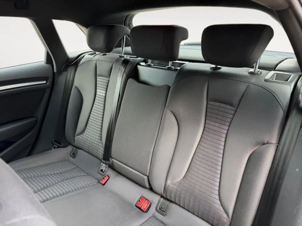 Audi A3 35 TDI S tronic Sport Navi,Allwette, миниатюра 14