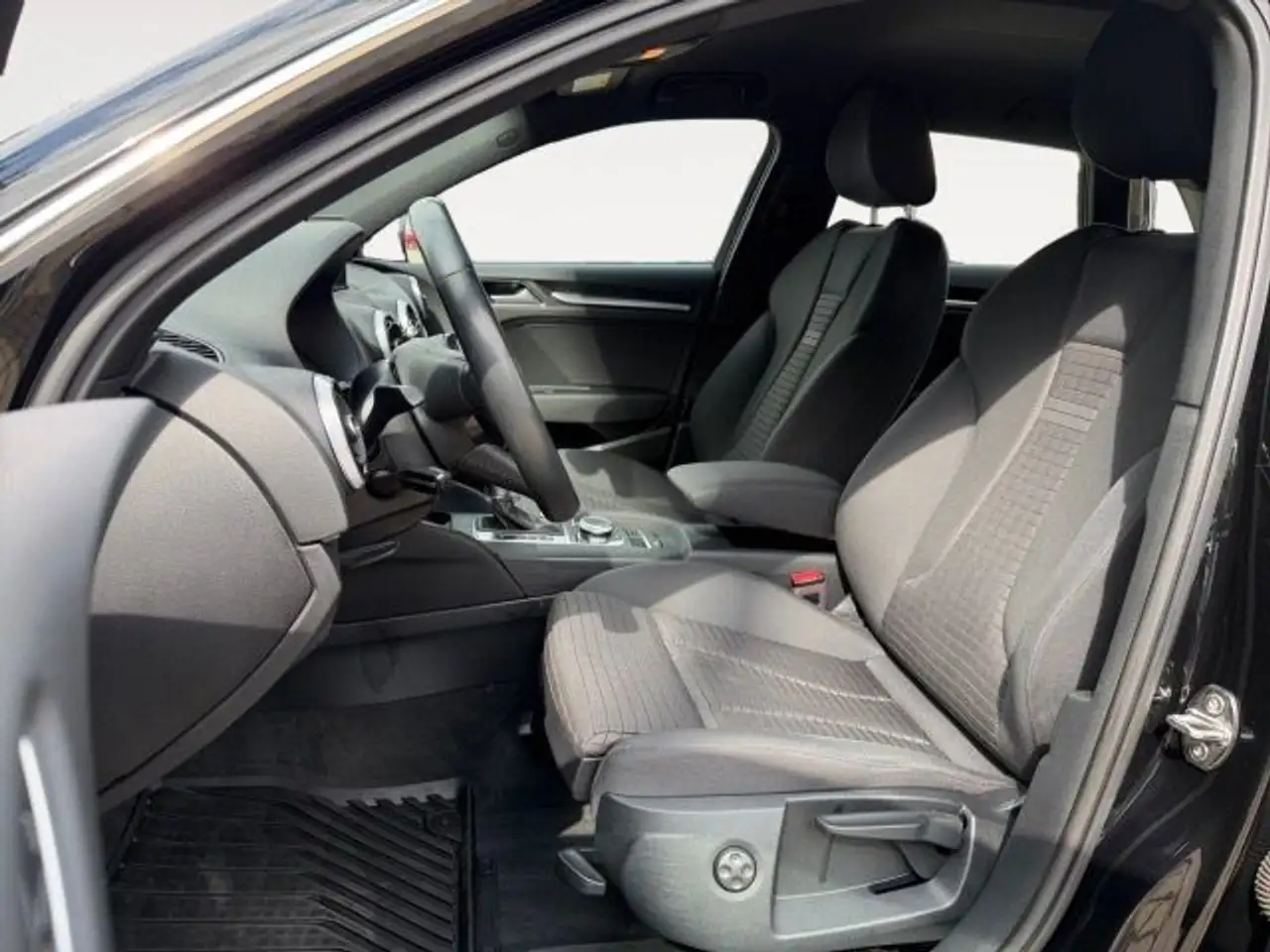 Audi A3 35 TDI S tronic Sport Navi,Allwette, миниатюра 10