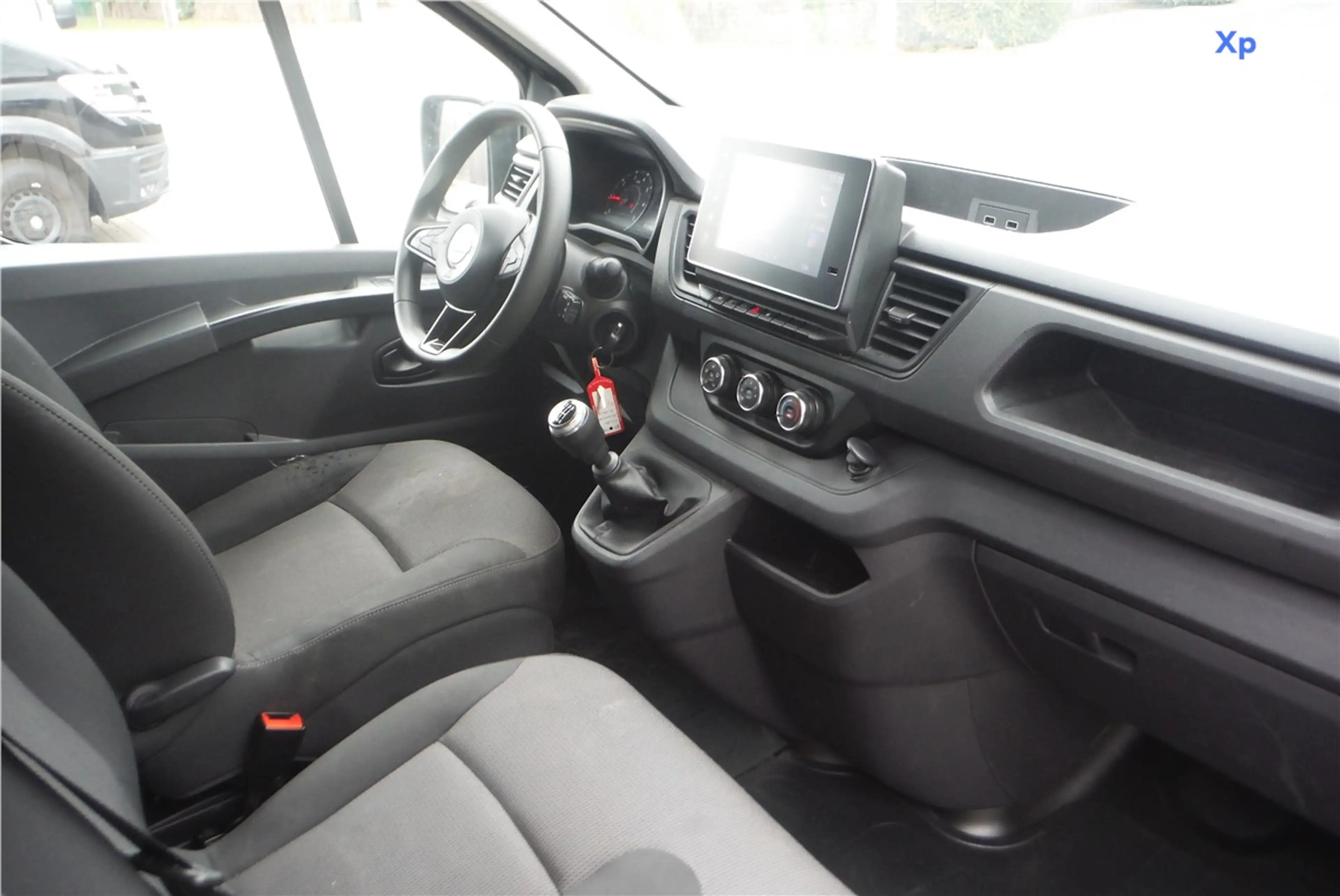 Nissan Primastar 2.0 dCi L2H1 — photo 3