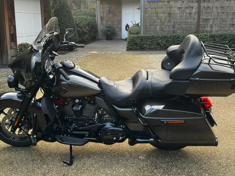 Harley-Davidson CVO Limited - foto 3