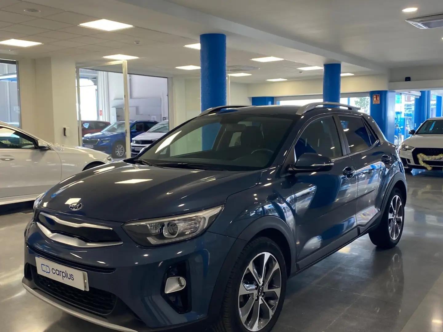 Kia Stonic 1.0 T-GDi Drive 100 Bleu - 1