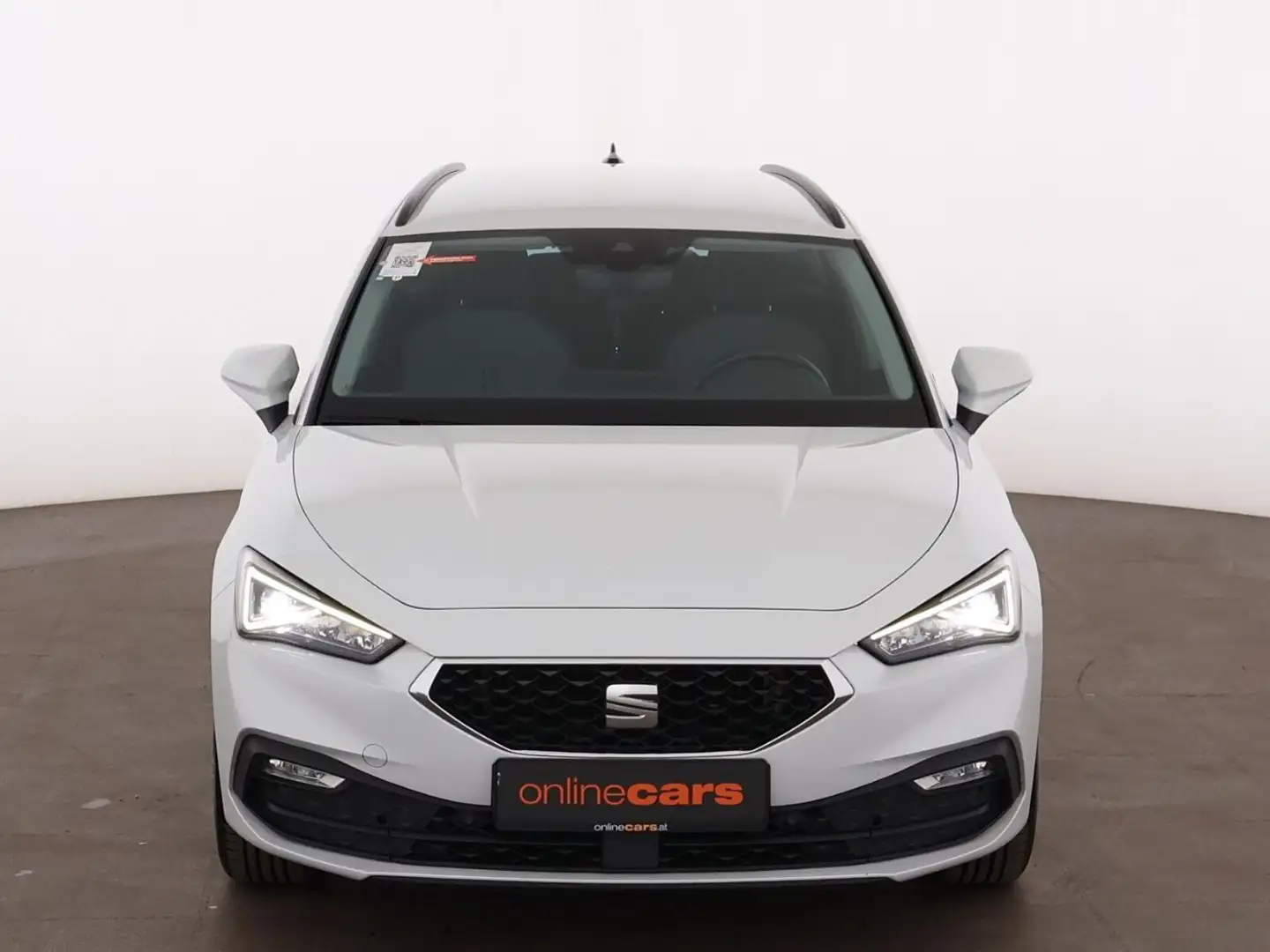 SEAT Leon ST 2.0 TDI Style Aut LED RADAR NAVI SITZHZG Weiß - 2