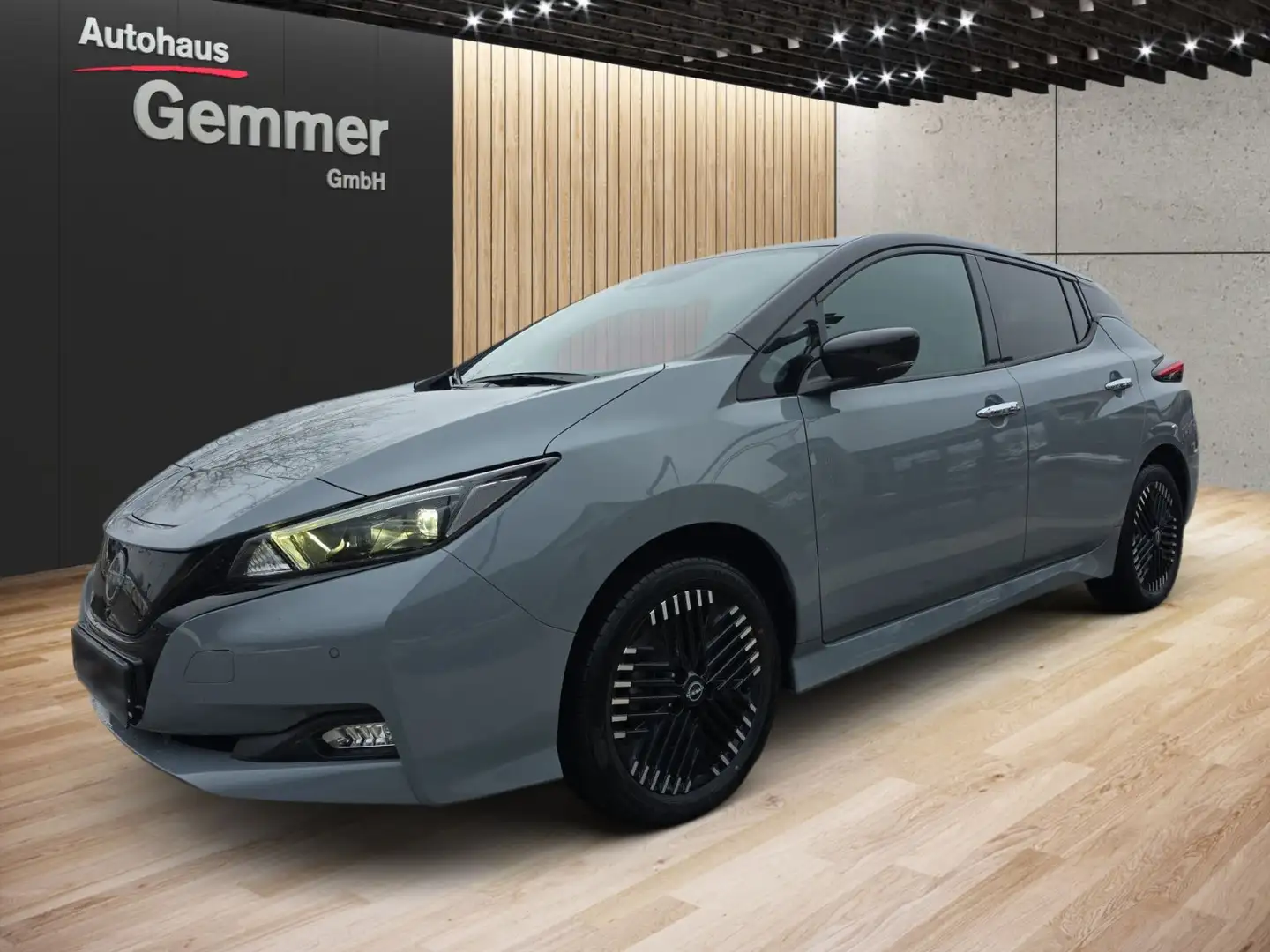 Nissan Leaf LEAF (ZE1) MY22 e+Tekna Schwarz - 2