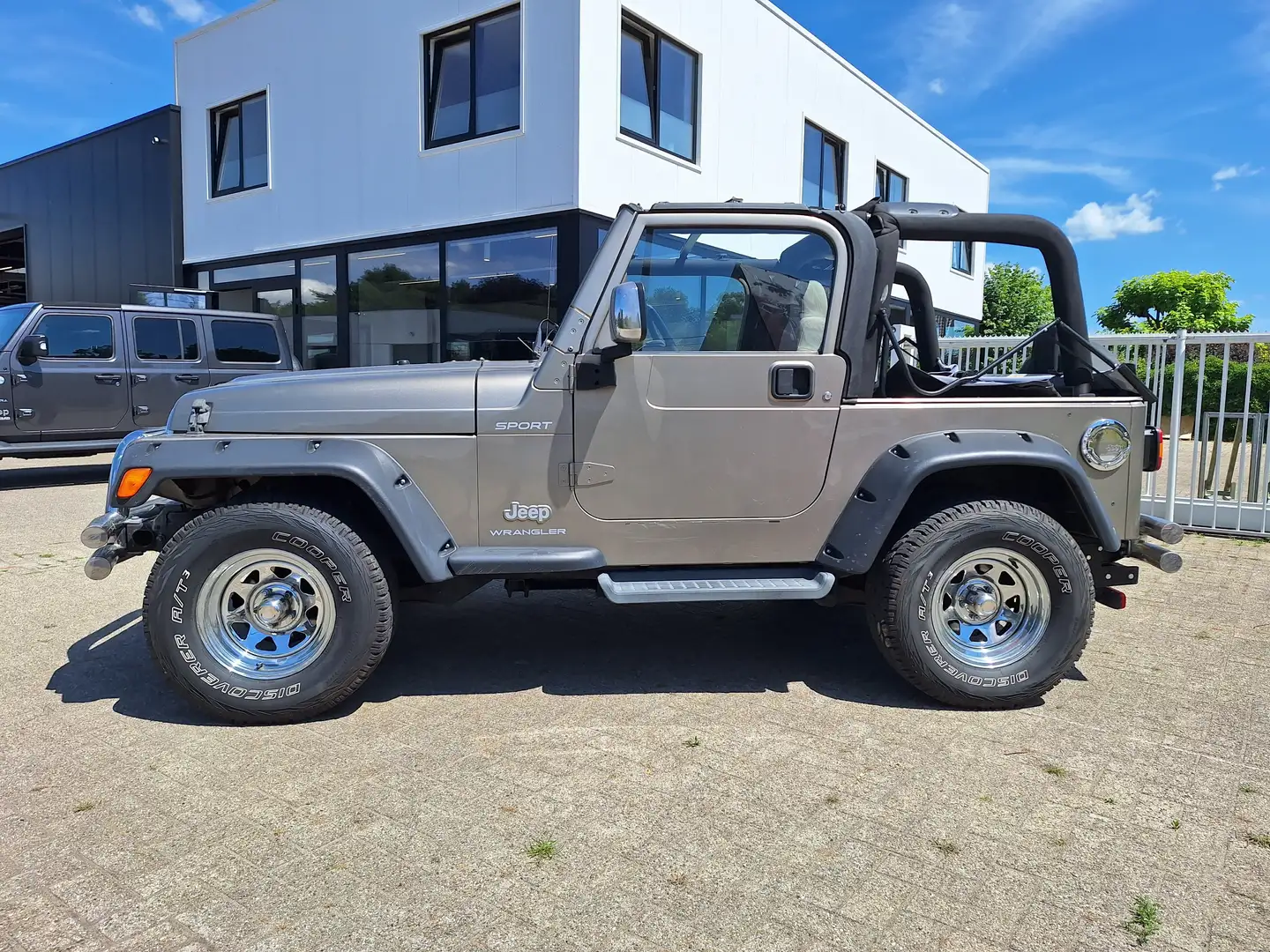 Jeep Wrangler 4.0i Automaat BTW/Lichte vracht!! Goud - 2