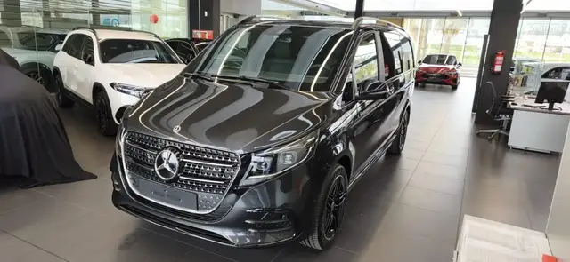 Mercedes-Benz V 300d Largo Avantgarde