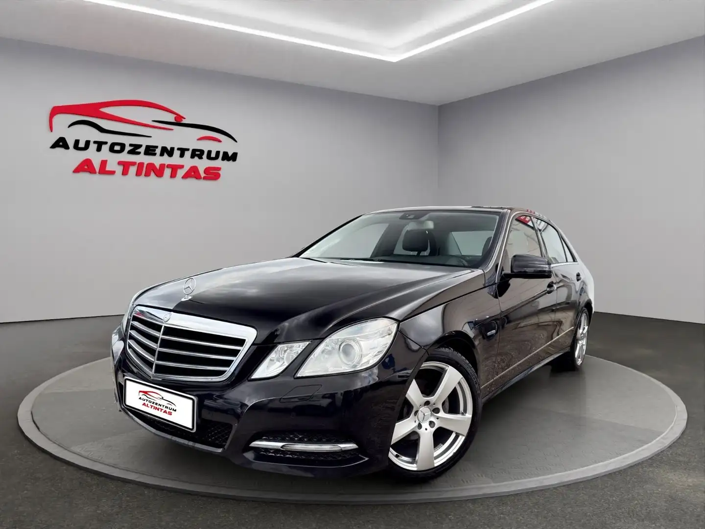 Mercedes-Benz E 200 CGI BlueE.*AVANTGARDE*KLIMA*NAVI*XEN*LEDER Negru - 1