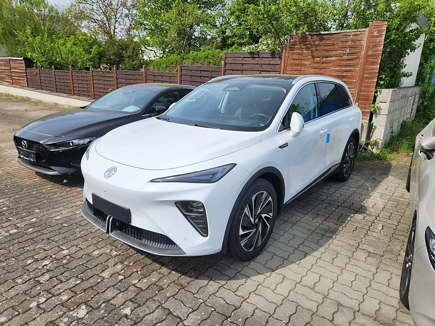 MG Sonstige MGS6 EV 77 kWh Luxury Weiß - 2