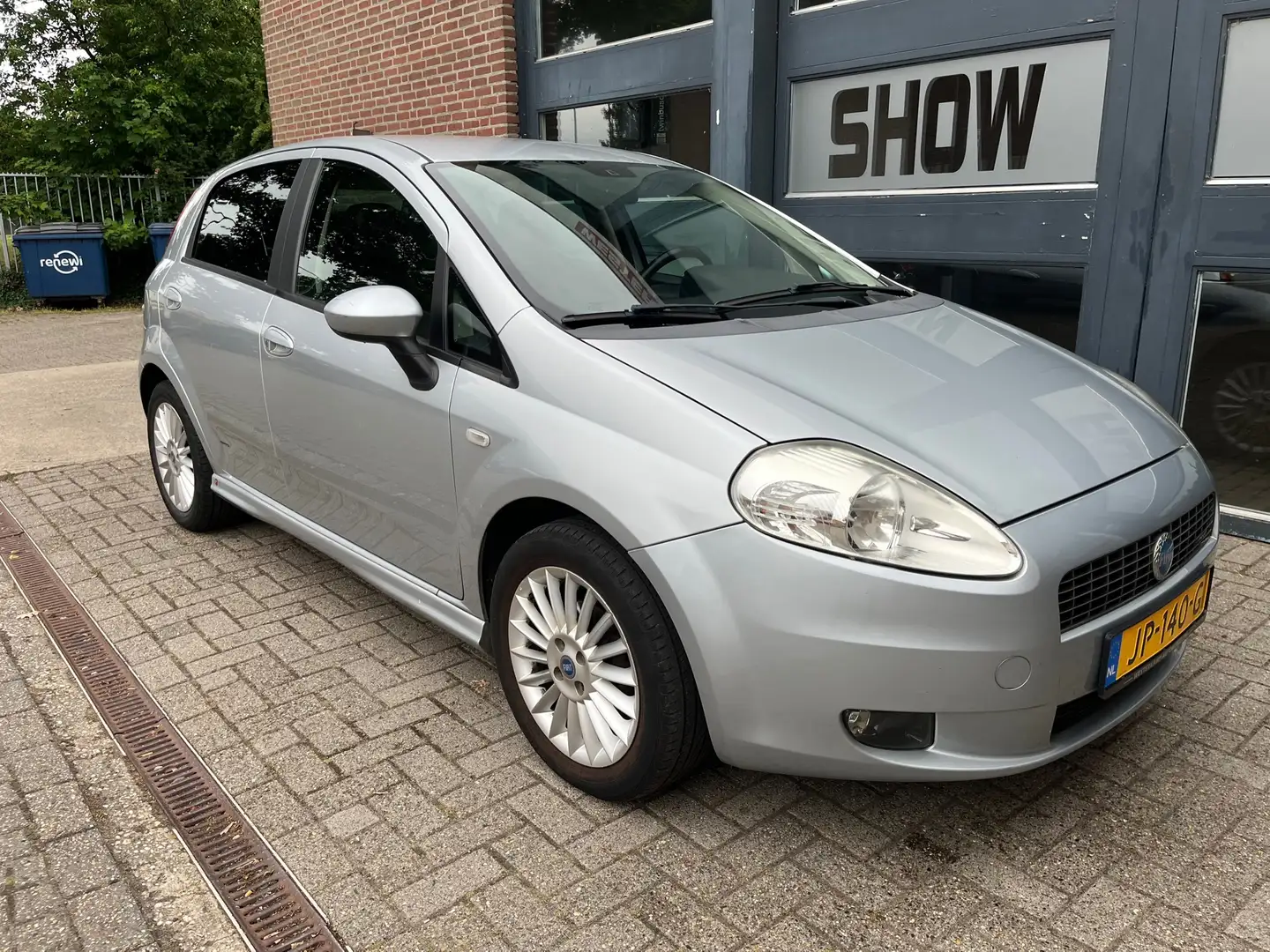 Fiat Grande Punto 1.4-16V Racing Gri - 2