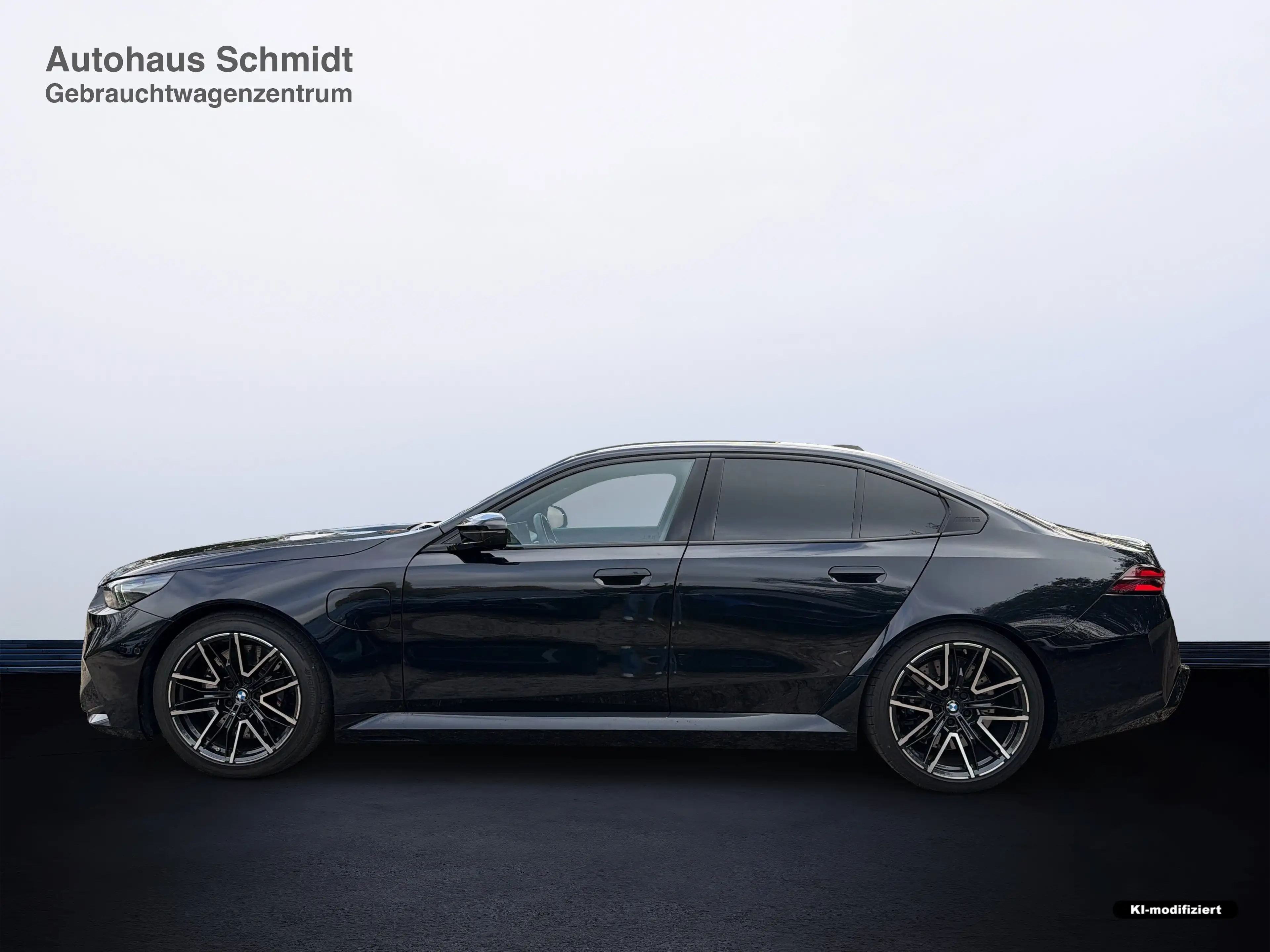 BMW M5 Limousine — photo 2