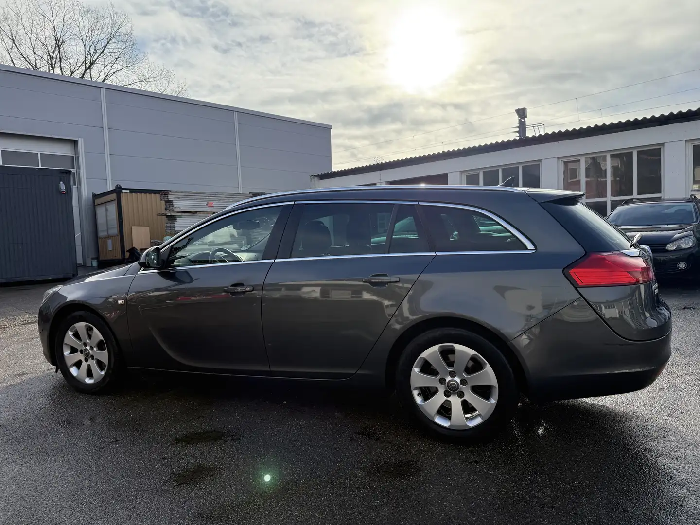 Opel Insignia Sport Grau - 2