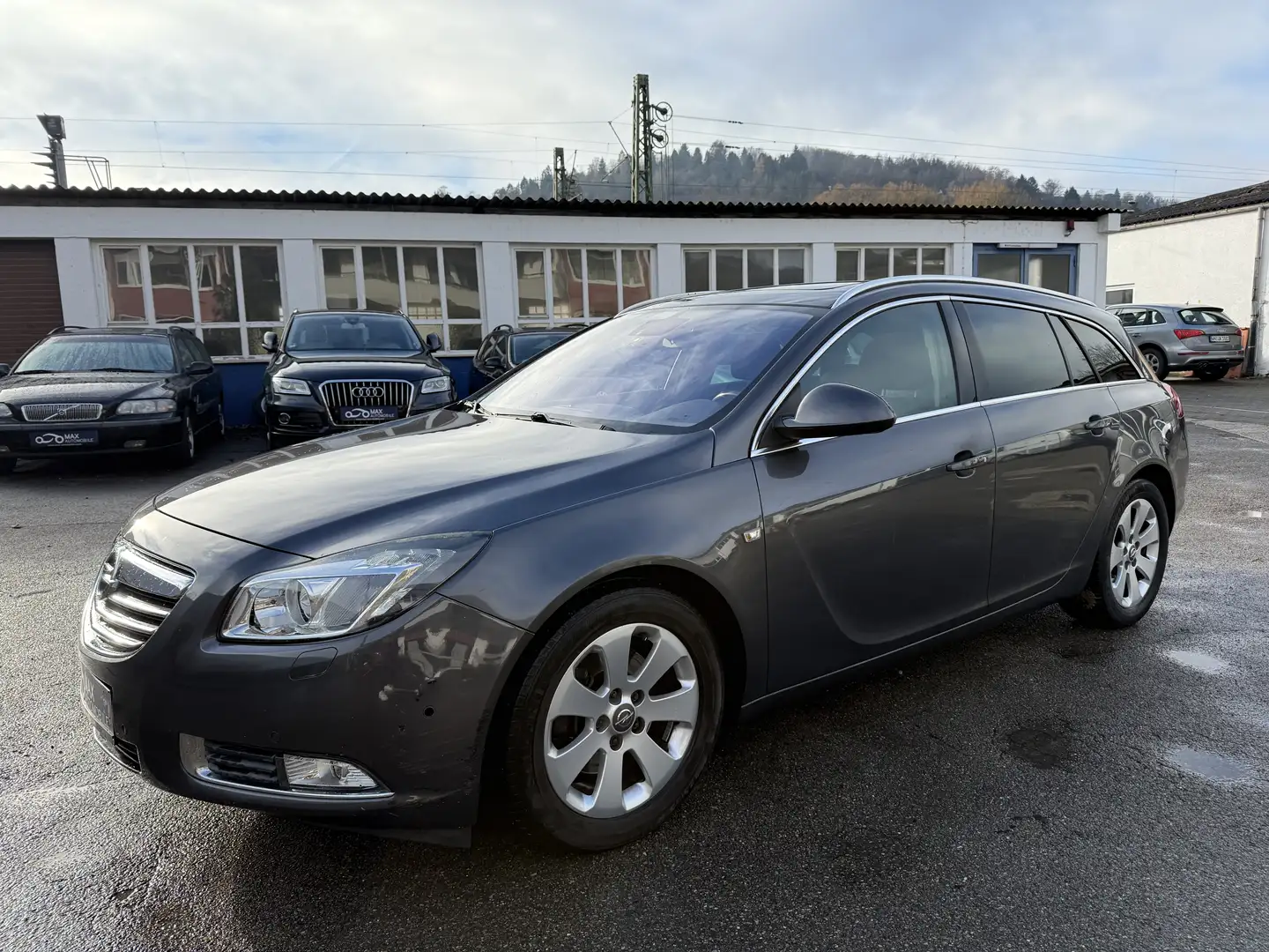 Opel Insignia Sport Grau - 1
