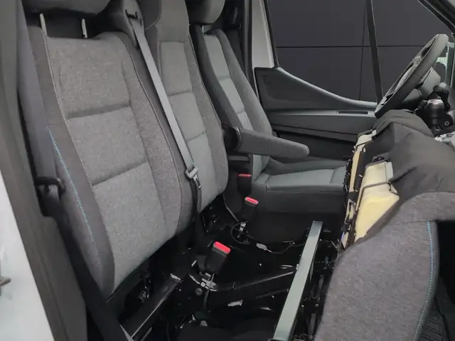 Renault Master view 9