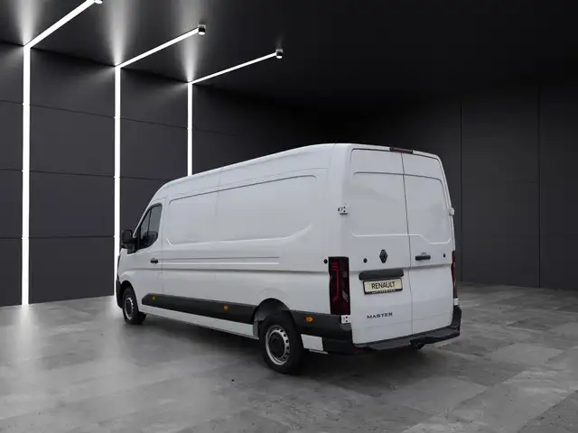 Renault Master view 2
