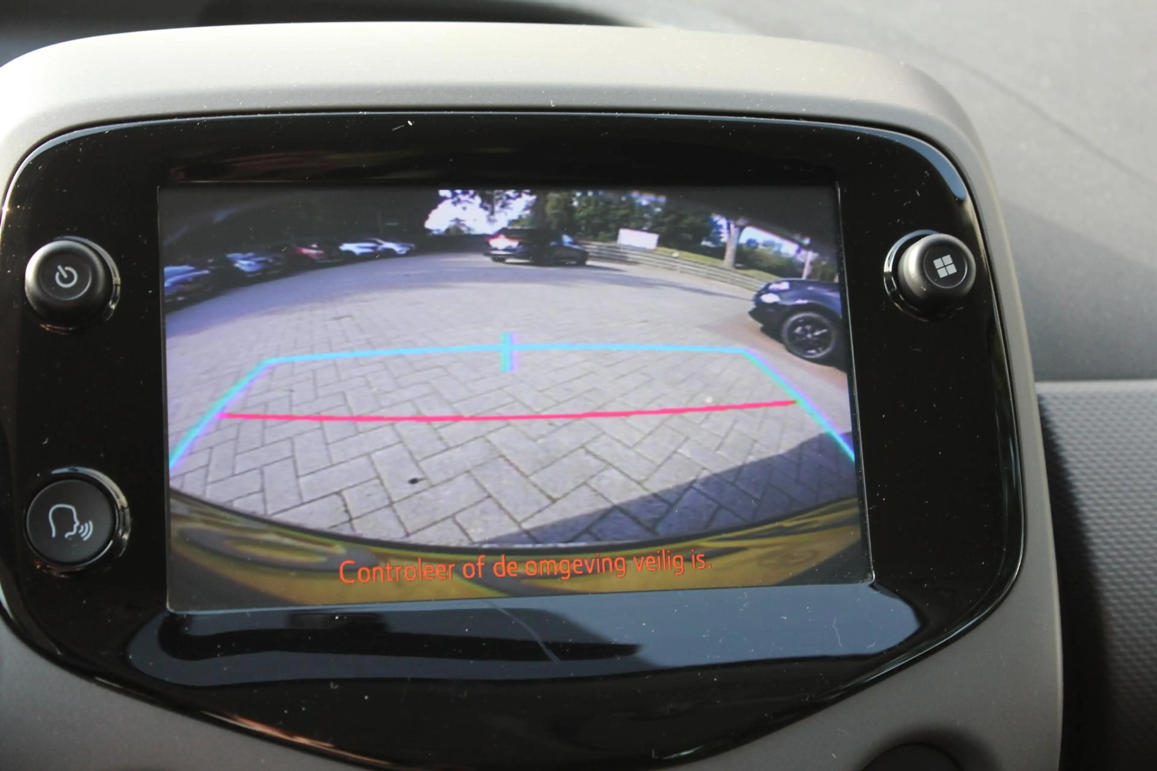 Peugeot 108 1.0 e-VTi Active Camera, AppleCarplay/Android auto — photo 9