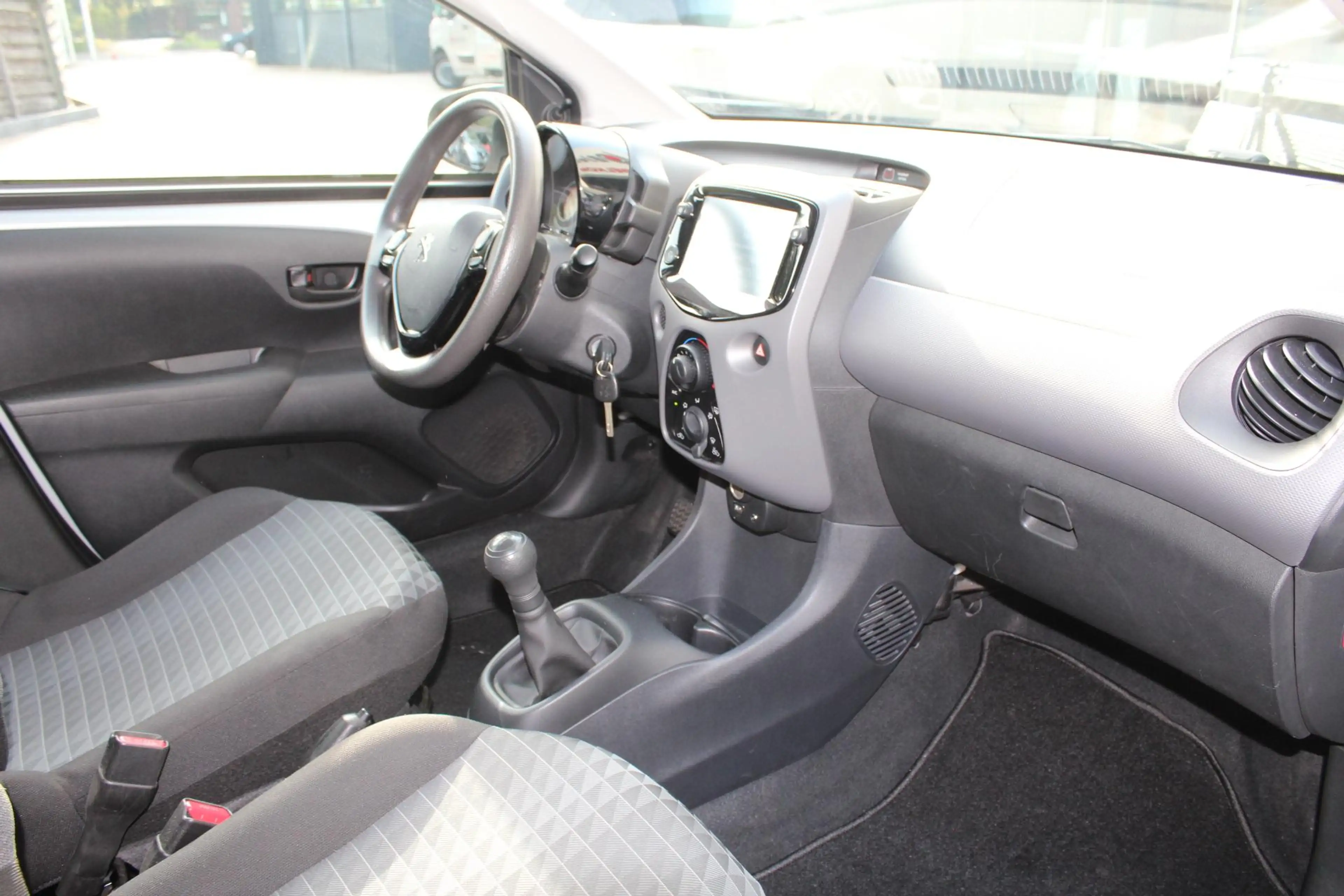 Peugeot 108 1.0 e-VTi Active Camera, AppleCarplay/Android auto — photo 7