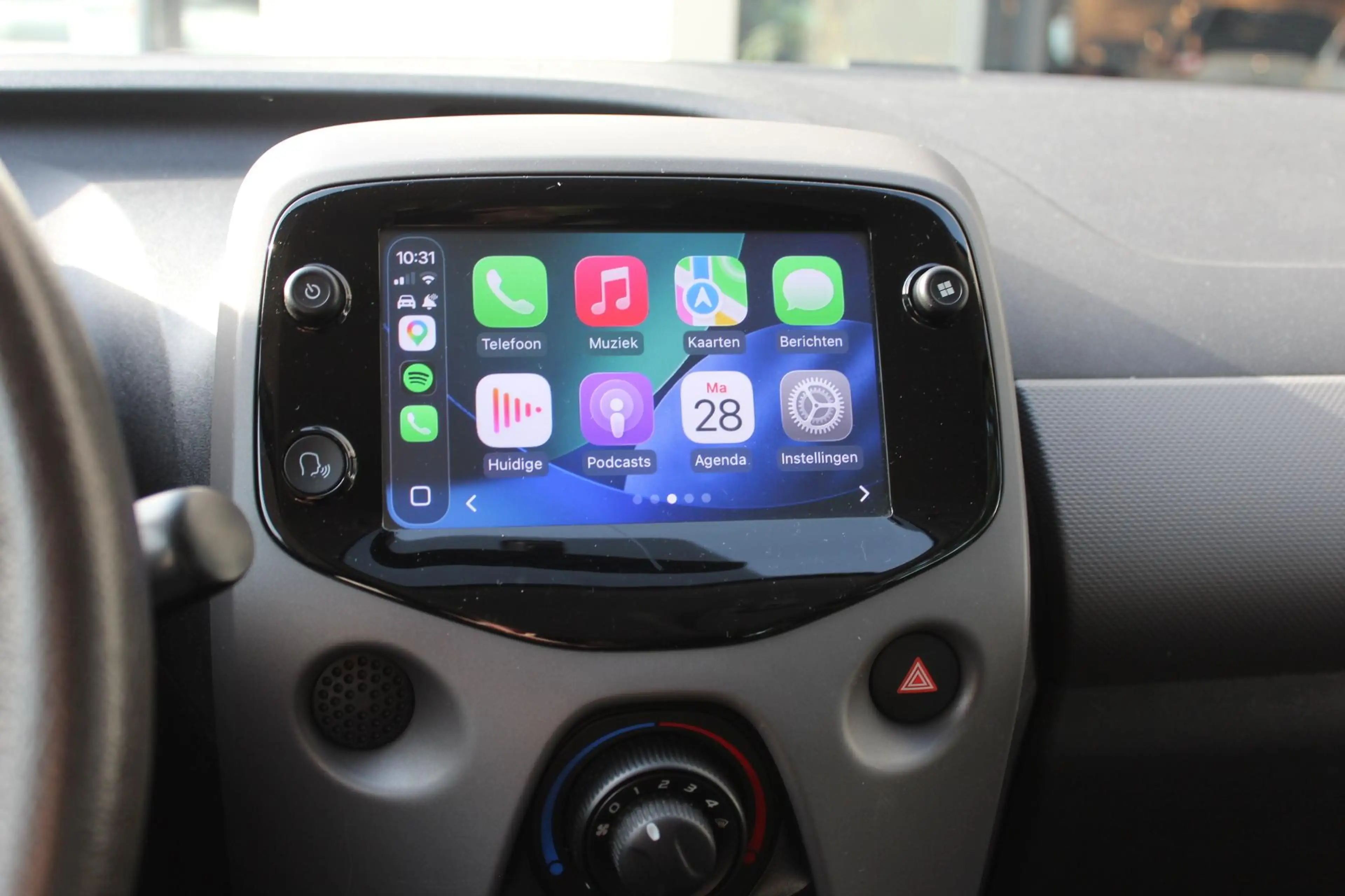 Peugeot 108 1.0 e-VTi Active Camera, AppleCarplay/Android auto — photo 11