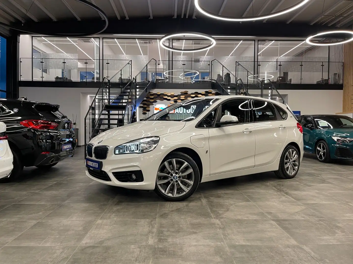 BMW 225 *HEAD-UP*KAMERA*NAVI*ACC* Alb - 1