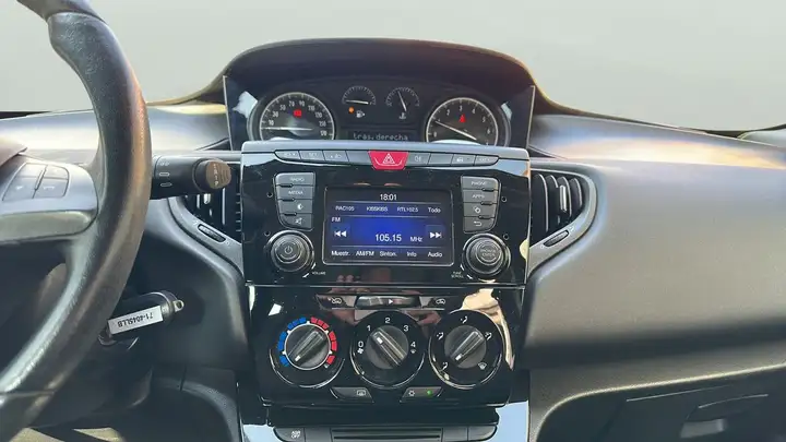 Lancia Ypsilon 2017, foto 10