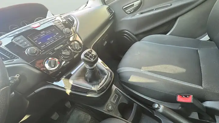 Lancia Ypsilon 2017, foto 19