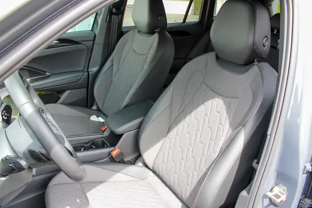 Volkswagen Tiguan view 11